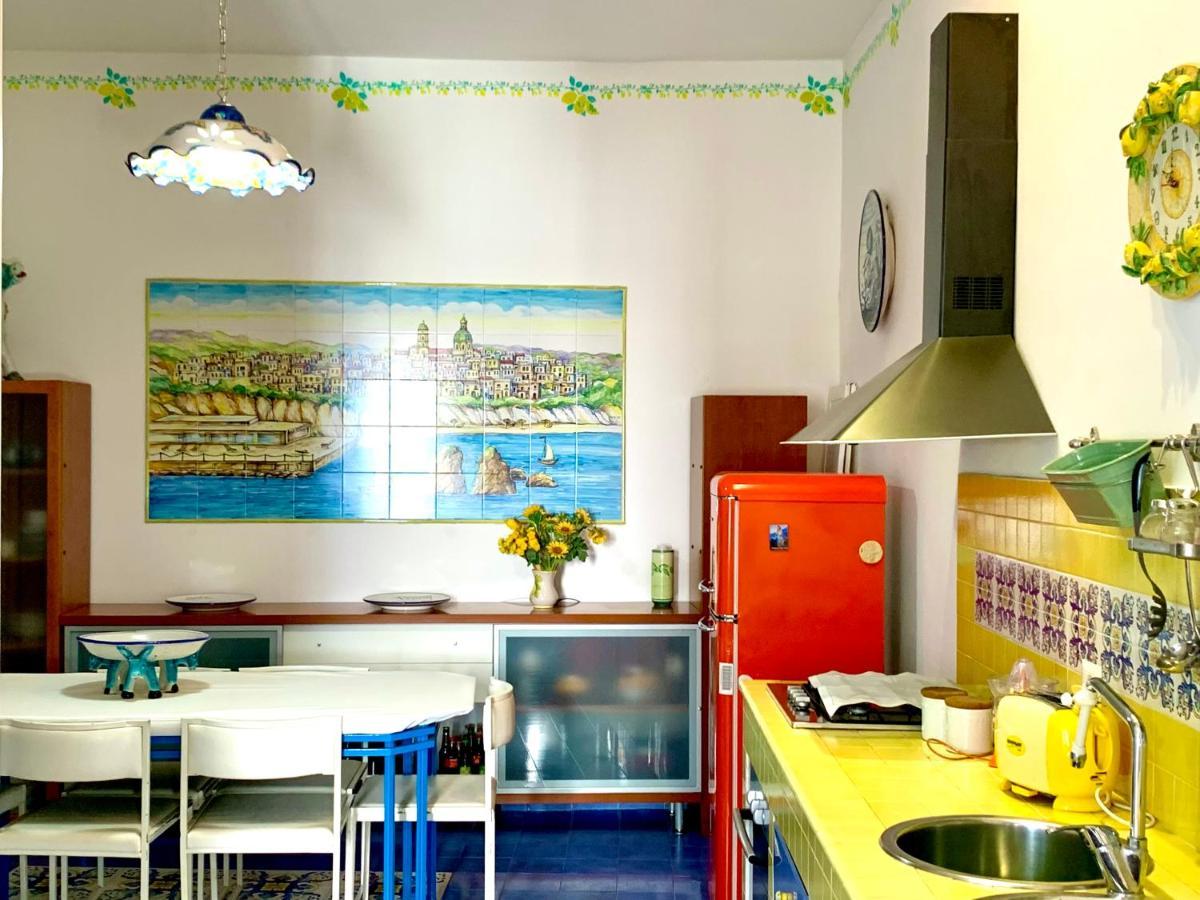 Ferienwohnung La Finestra Sul Duomo, Amalfi Coast Vietri Exterior foto