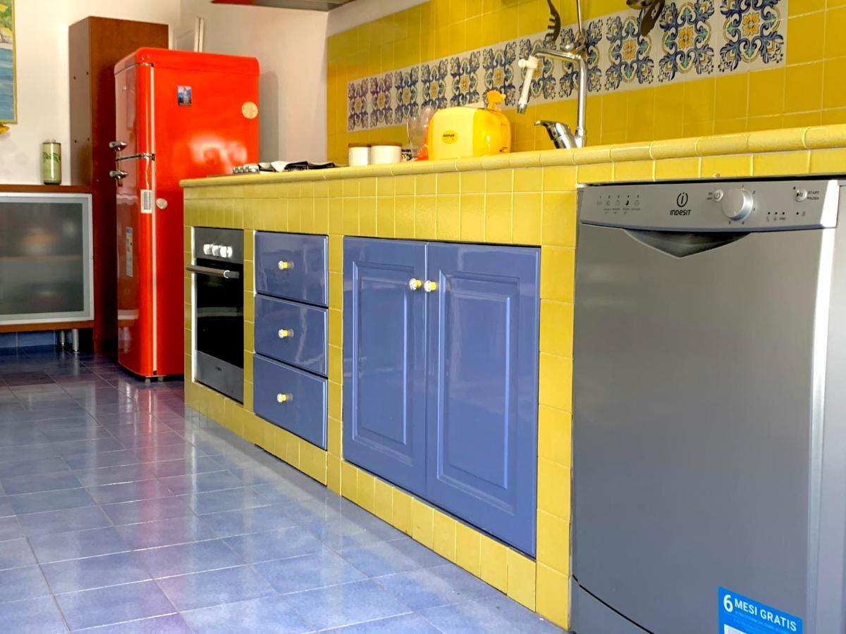 Ferienwohnung La Finestra Sul Duomo, Amalfi Coast Vietri Exterior foto