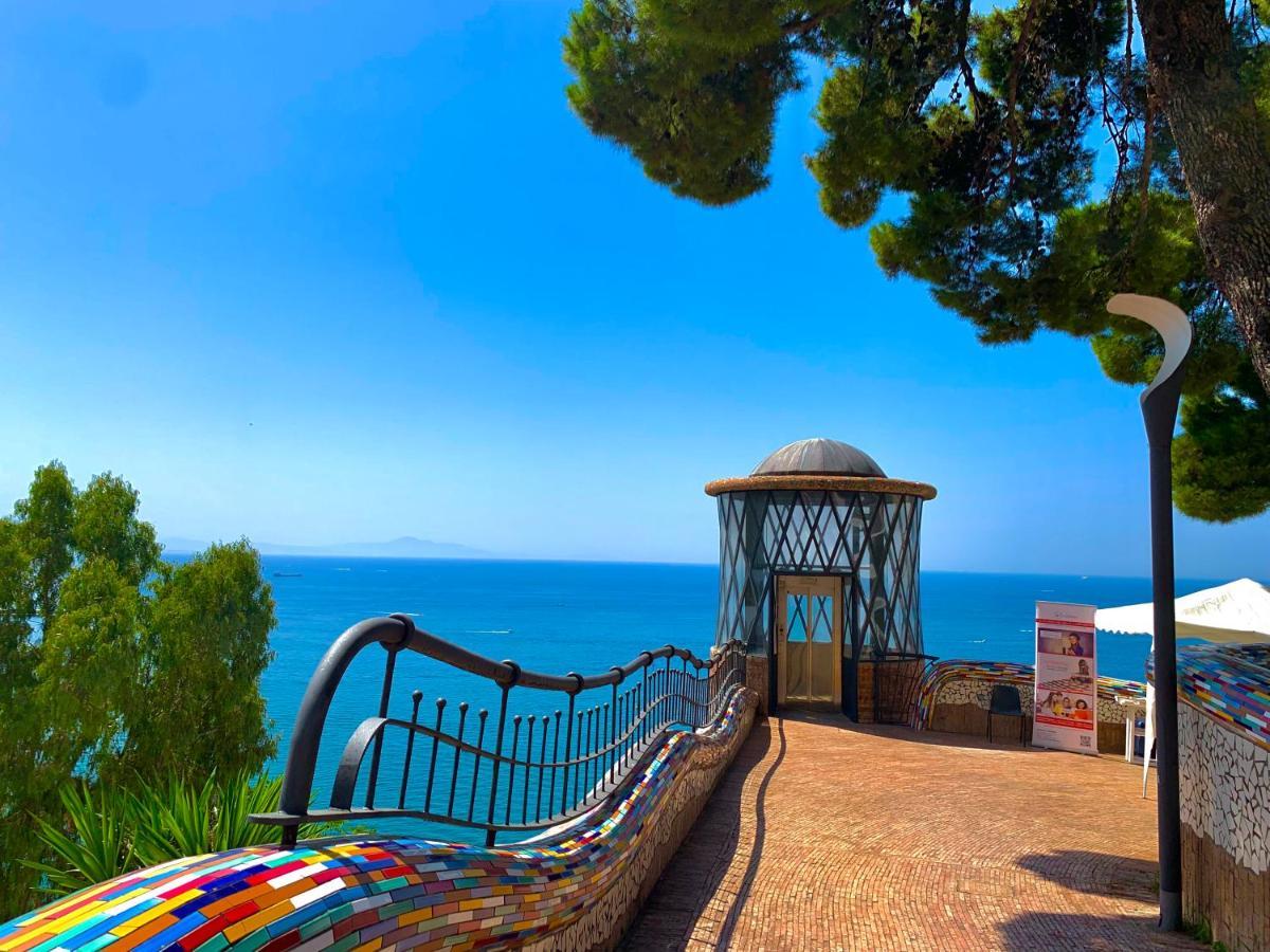 Ferienwohnung La Finestra Sul Duomo, Amalfi Coast Vietri Exterior foto