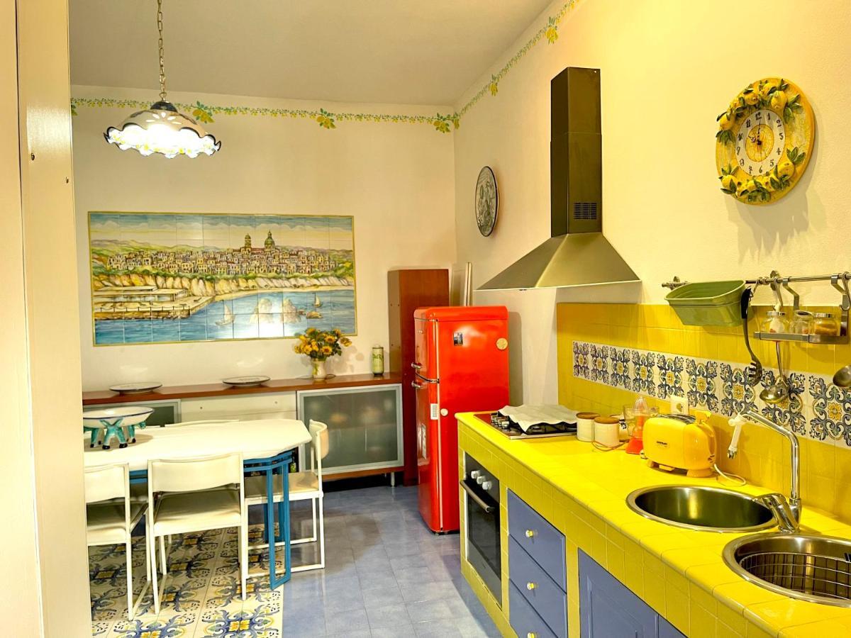 Ferienwohnung La Finestra Sul Duomo, Amalfi Coast Vietri Exterior foto