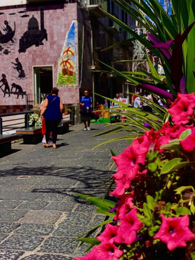 Ferienwohnung La Finestra Sul Duomo, Amalfi Coast Vietri Exterior foto