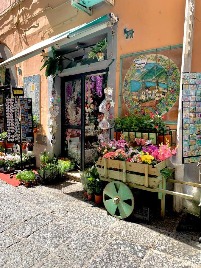 Ferienwohnung La Finestra Sul Duomo, Amalfi Coast Vietri Exterior foto