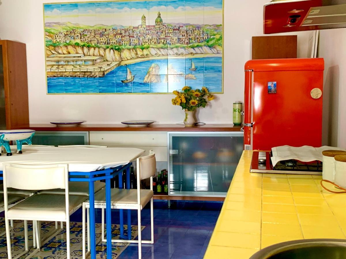 Ferienwohnung La Finestra Sul Duomo, Amalfi Coast Vietri Exterior foto